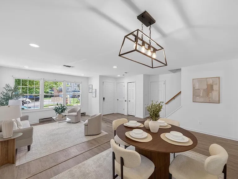 12552 Kempston Ln — Photo 3
