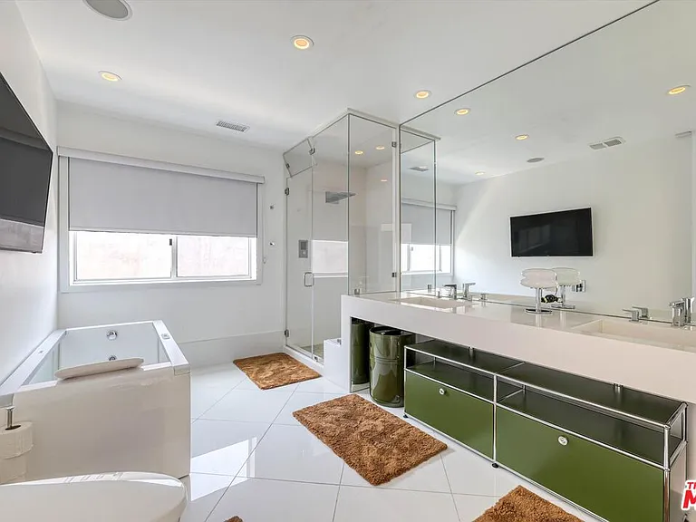 11001 Wrightwood Pl — Photo 9