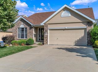 203 Wyndtrace Ct, Lake Saint Louis, MO 63367