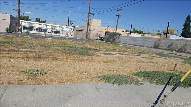 2nd image of 456 Baseline Ave