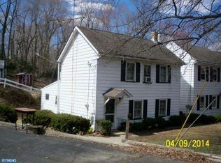 32 Church St, Allentown, NJ 08501