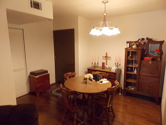 5th image of 7517 175th St APT 311