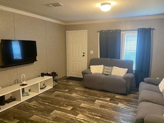 2nd image of 4820 Wilkinson Way #194
