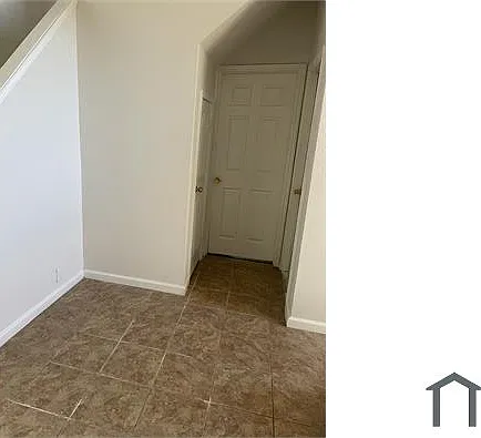 3304 Roddy Dr — Photo 8