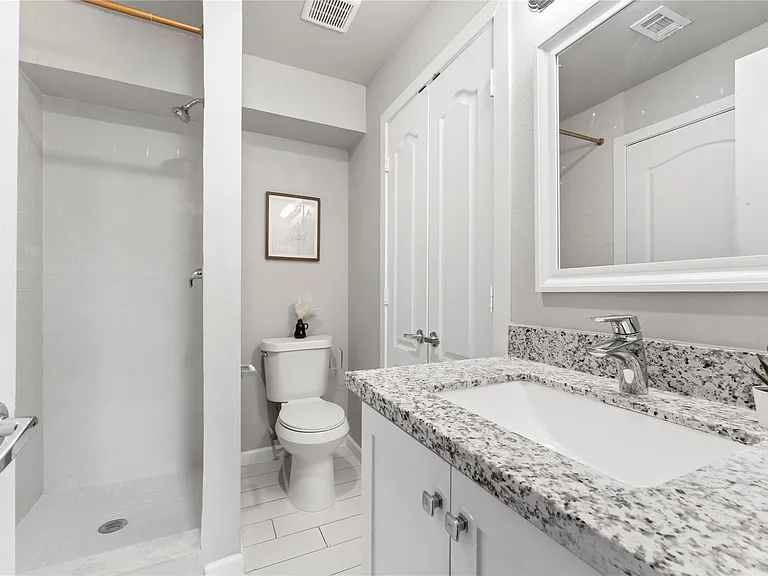 9130 Vogue Ln #B — Photo 15