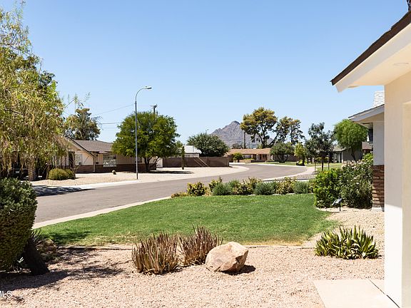 4th image of 8514 E TURNEY Avenue