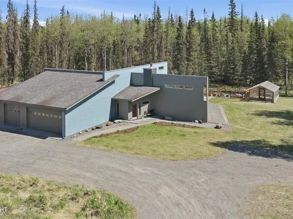406 Cinderella St, Kenai, AK 99611