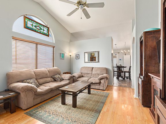 3rd image of 6809 W Aire Libre Ave