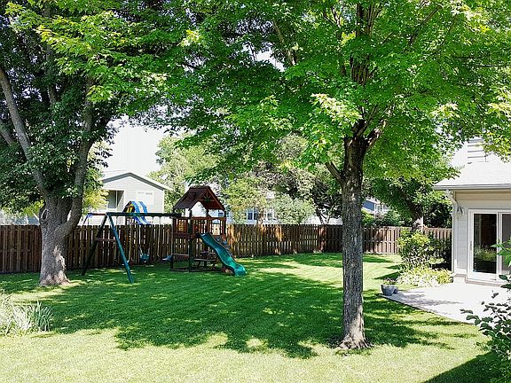 4th image of 500 Galles Dr