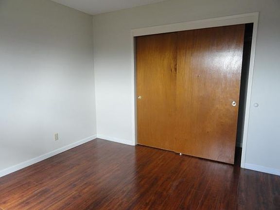 4th image of 646 San Juan St
