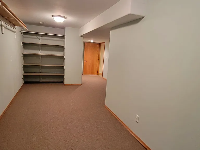 3719 E Thrush Ln — Photo 23