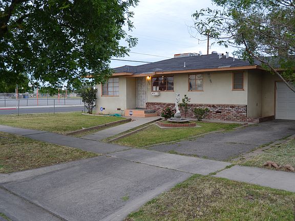 2nd image of 3986 N Kavanagh Ave