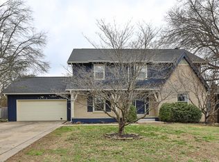 1315 S Oak Run Pl, Springfield, MO 65809