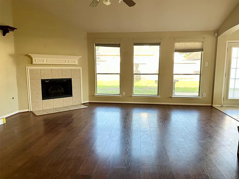 10718 Lonesome Dove Trl — Photo 4