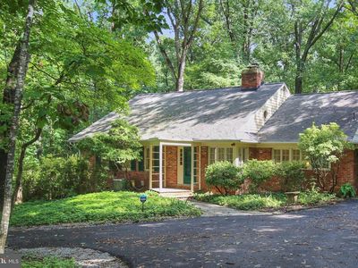 9618 Overlea Dr, Rockville, MD, 20850