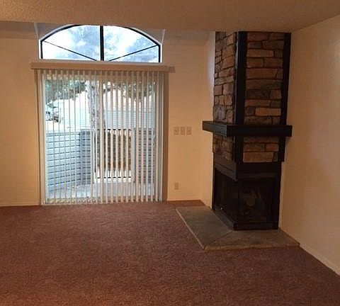 Living Room_Patio