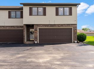 166 White Tail Dr, Sun Prairie, WI 53590