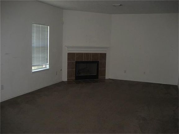 3rd image of 7631 Clarendon Bend Ln