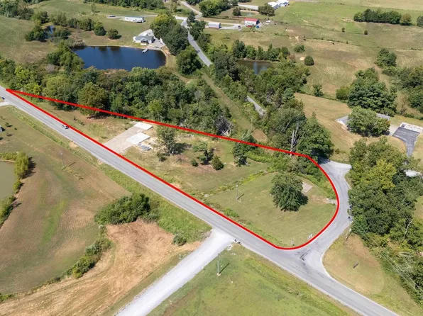 7810 Tunnel Hill Rd, Goreville, IL 62939