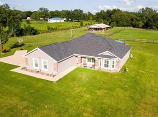 17401 SE 150th Avenue Rd, Weirsdale, FL 32195