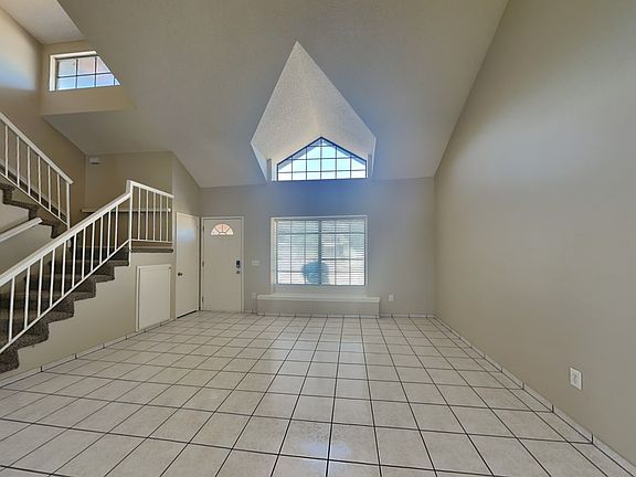 4th image of 15641 San Jacinto Ave