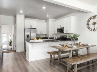 15492 S Blue Gardens Ln, Bluffdale, UT 84065