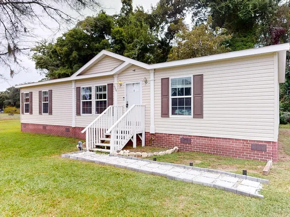 884 Seaside Road, St. Helena Island, SC 29920