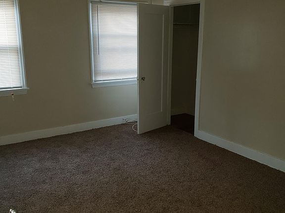 5th image of 3631 W 58th Pl