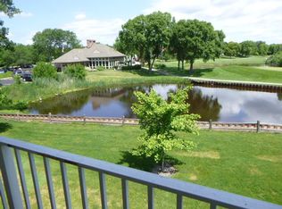 25 Taft Ct UNIT B, Streamwood, IL 60107
