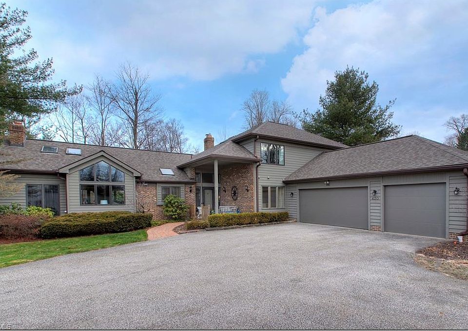 1st image of 430 Chipping Ln