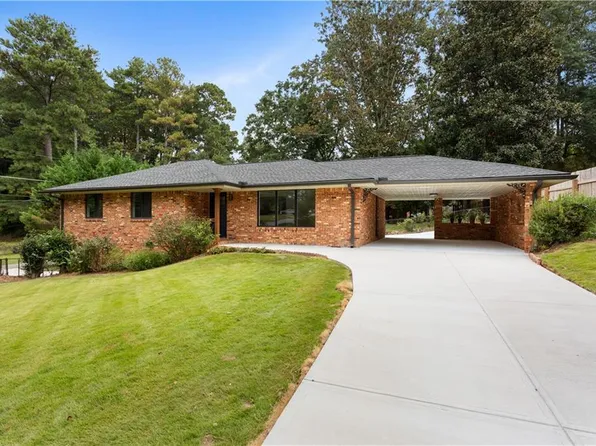 5535 Beaver Dr SW, Mableton, GA 30126