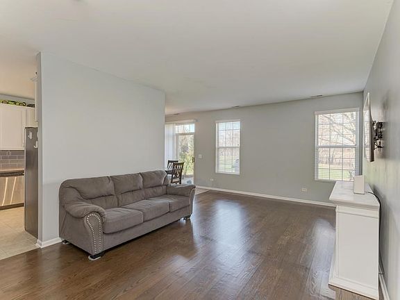3rd image of 24224 Leski Ln