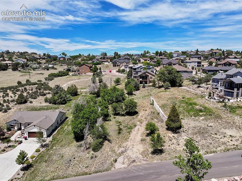 1st image of 4640 Emerald Dr