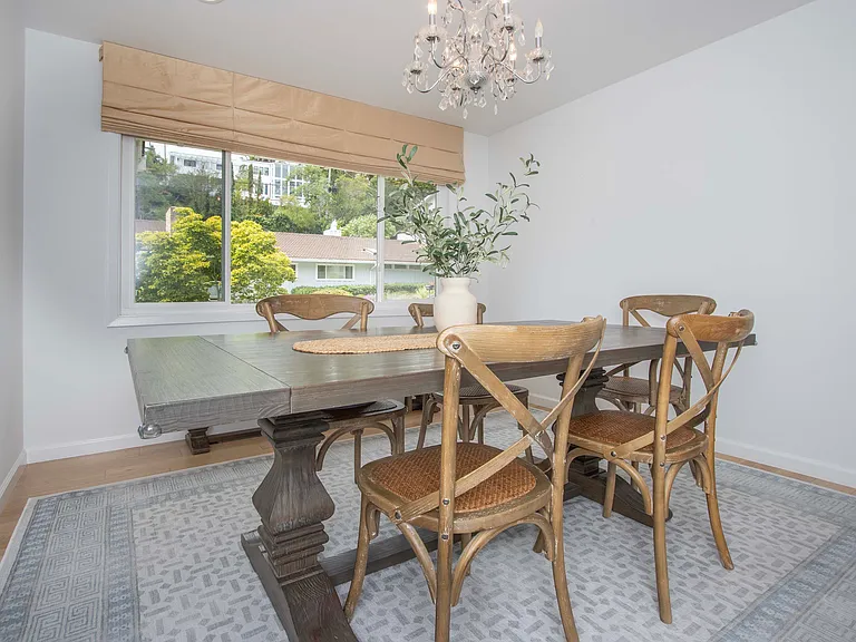 38 Paseo Way — Photo 11