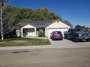 7202 Edgebrook Dr, Nampa, ID 83687