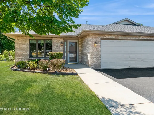 2516 Par Four Ct, Joliet, IL 60436