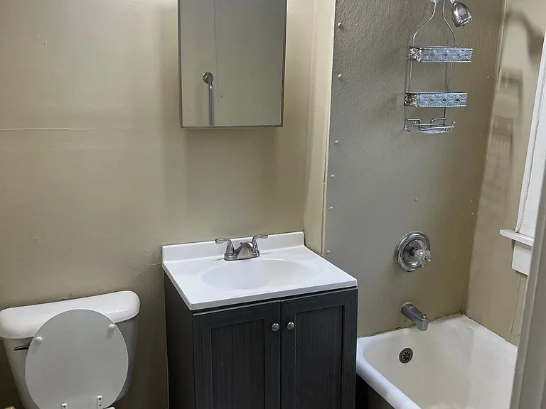 3032 W Pierce St #2 — Photo 6