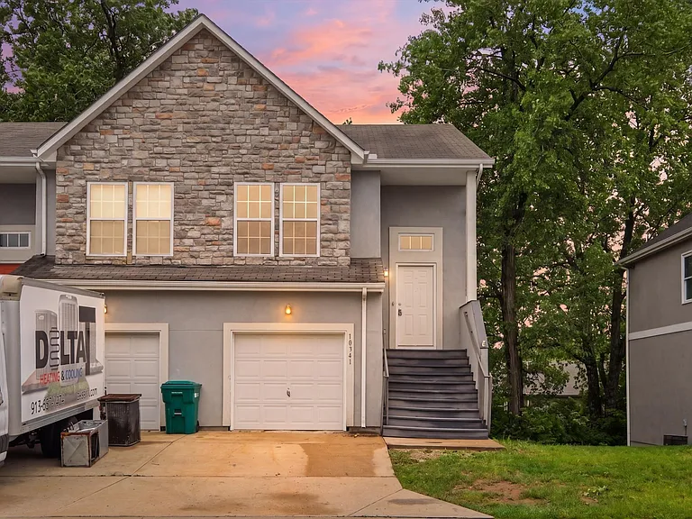 10341 Parkview Ave — Photo 19
