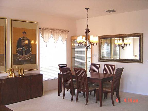 4th image of 2515 New Castle Ct