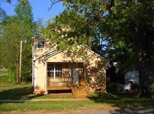 101 Mayfair Cir, Easley, SC 29640