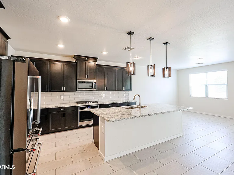 14090 W Old Oak Ln — Photo 17