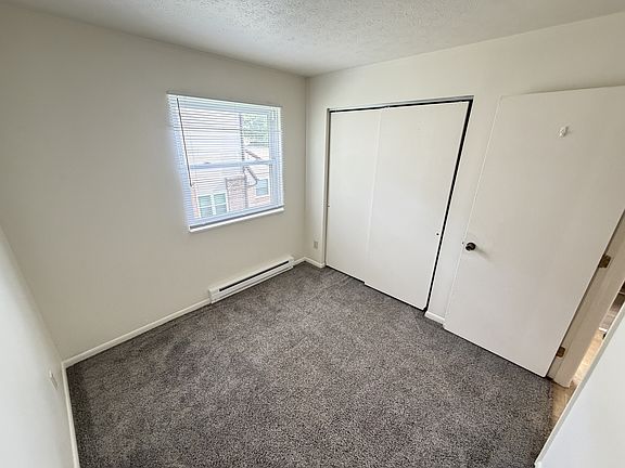 3rd image of 819 Mosgrove St #222