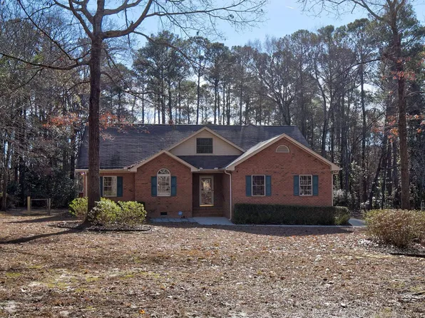 212 Running Deer Dr, Hopkins, SC 29061