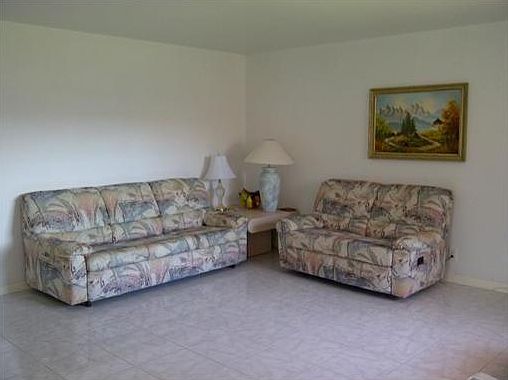 3rd image of 368 Brittany Ave #H