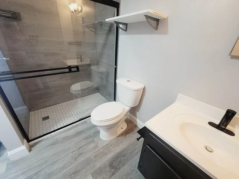 2325 W Pensacola St #213 — Photo 20