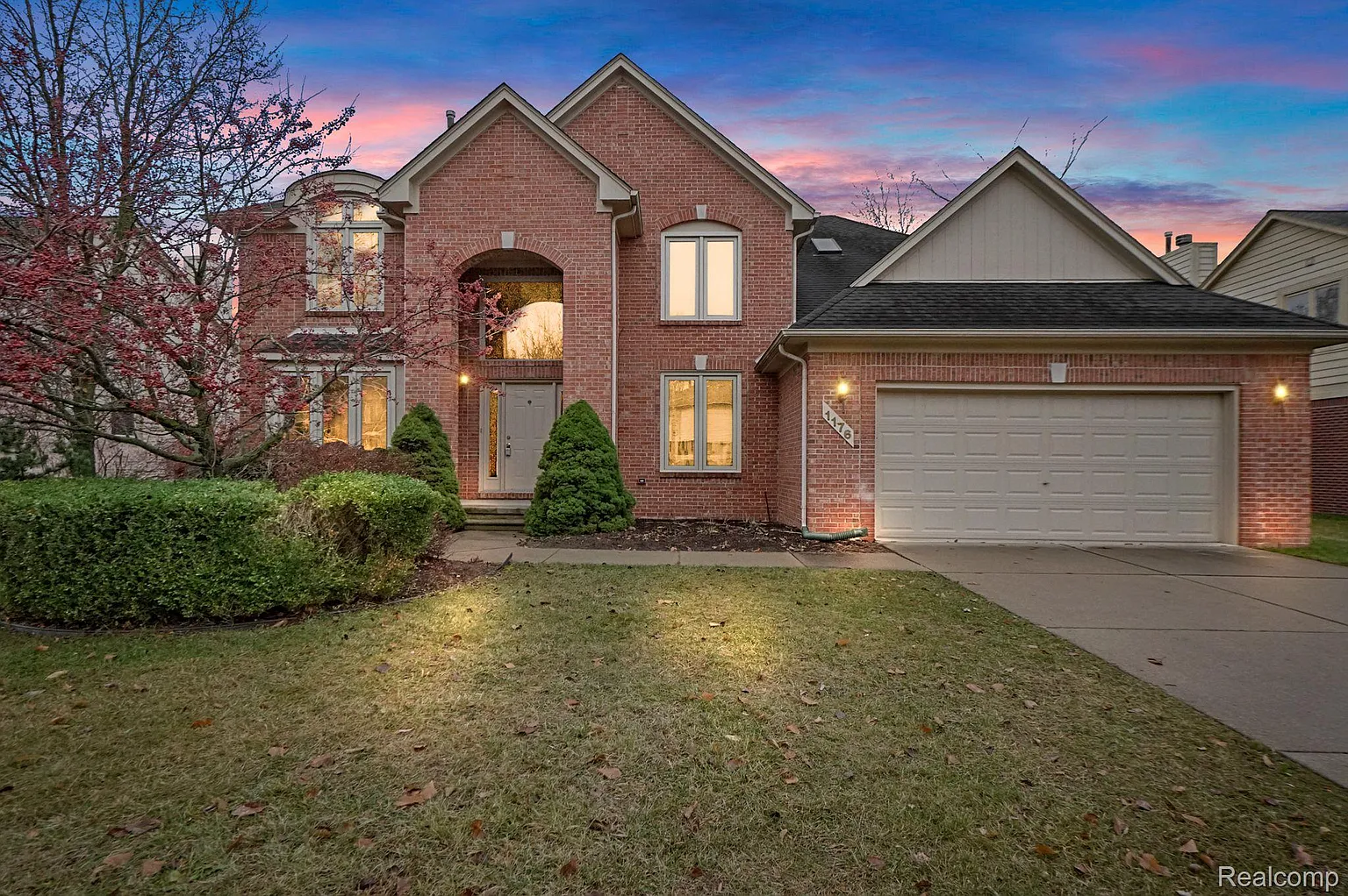 1176 Cadmus Dr photo 1