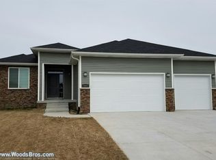 9466 Southern Sky Cir, Lincoln, NE 68505