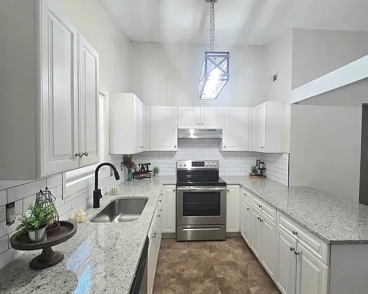 188 Village Cir #188 — Photo 6