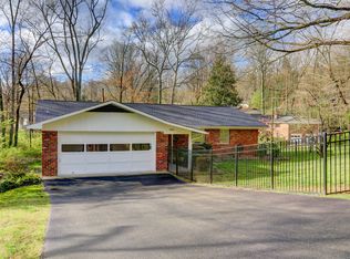 1800 E Mansfield Dr, Knoxville, TN 37918