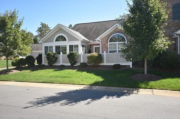 2nd image of 204 Faith Dr